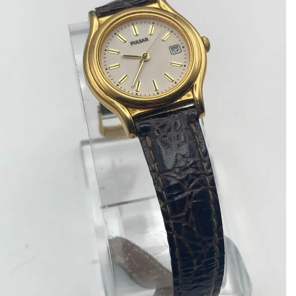 VTG Pulsar Women's Watch 26mm - Fresh Battery - Adjustable Leather - Luminescent